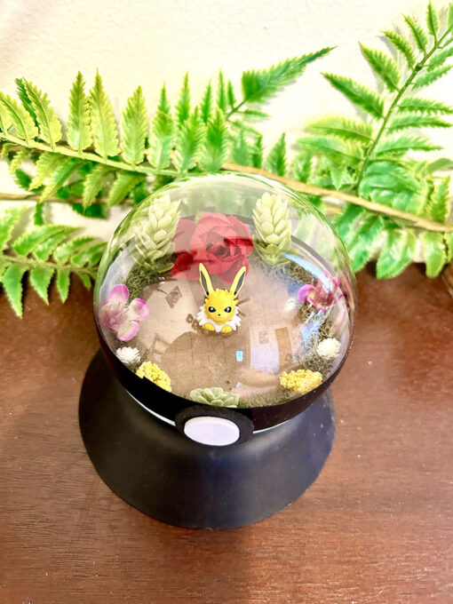 #135 Jolteon Pokeball Terrarium - Image 2