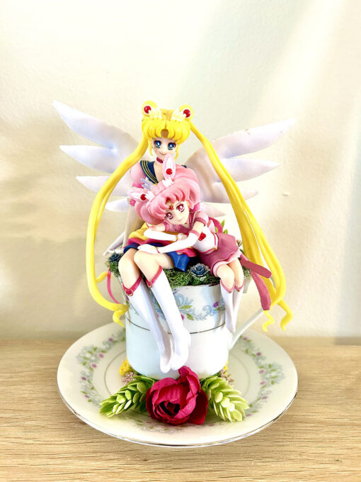 Usagi Tsukino & Chibi Moon from Sailormoon Tea Cup Terrarium