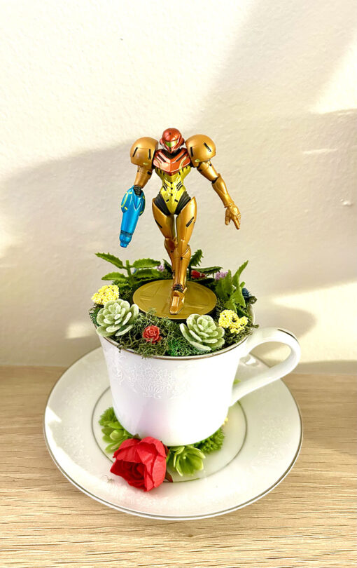 Samus Aran from Metroid Tea Cup Terrarium - Image 2