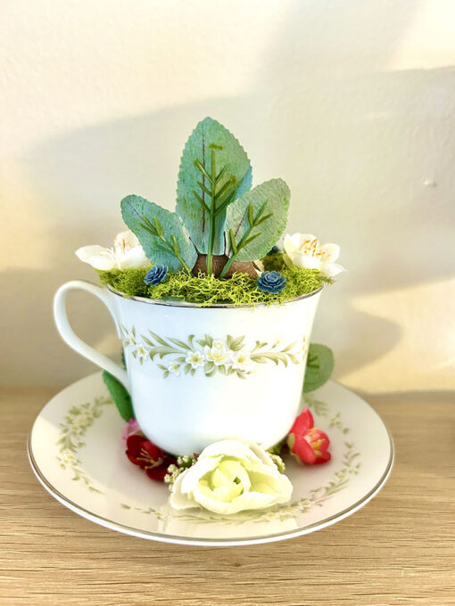 Cat Tea Cup Terrarium - Image 3