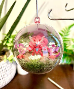 Scizor Pokeball Terrarium Ornament