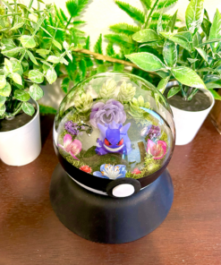 Alternative view of #094 Gengar Pokeball Terrarium