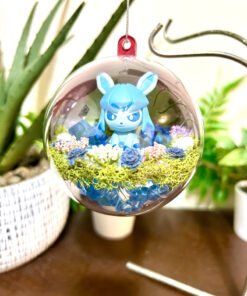 Glaceon Pokeball Terrarium Ornament