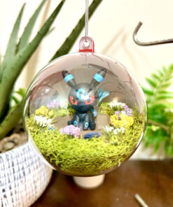 Shiny Umbreon Pokeball Terrarium Ornament