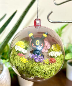 Umbreon Pokeball Terrarium Ornament