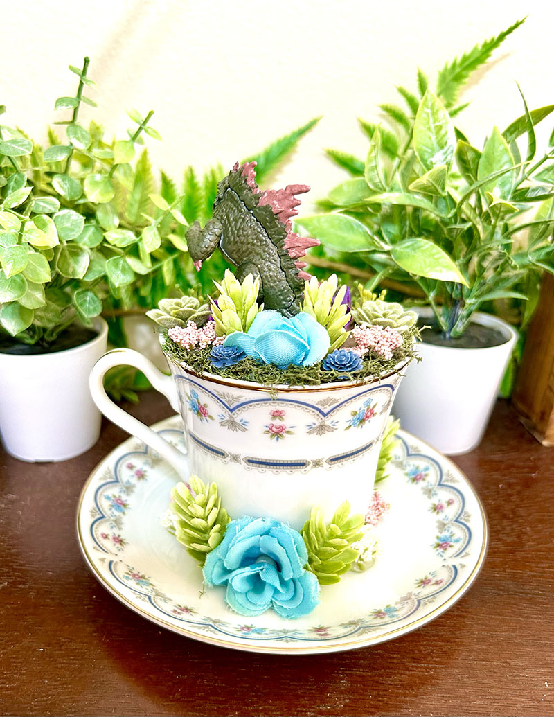 Godzilla Tea Cup Terrarium - Image 3