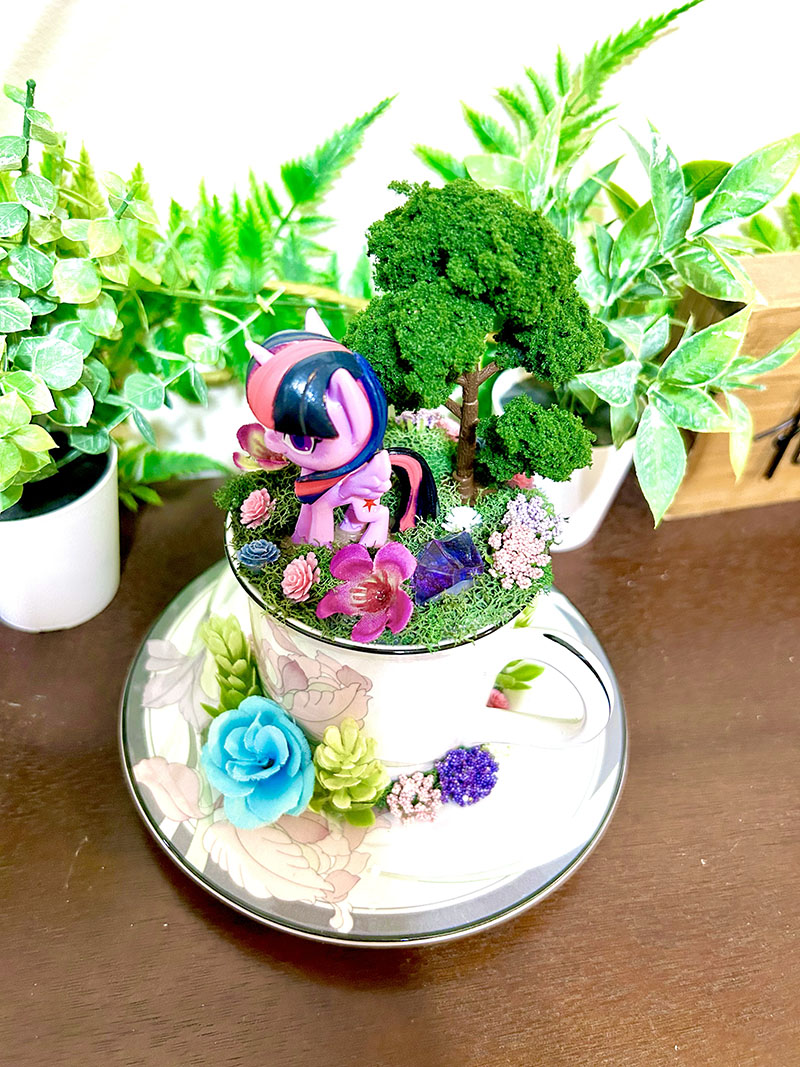 Twilight Sparkle from My Little Pony Tea Cup Terrarium - Image 2