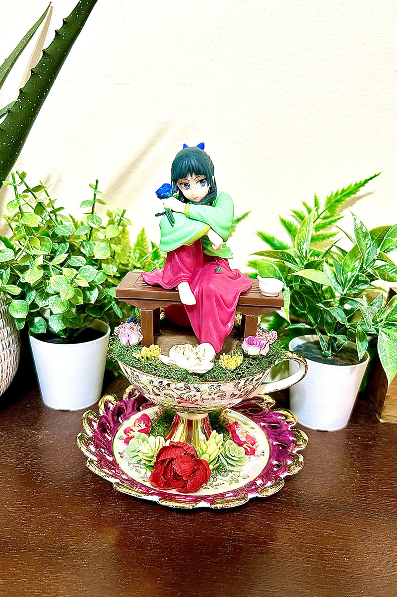Maomao From The Apothecary Diaries Tea Cup Terrarium
