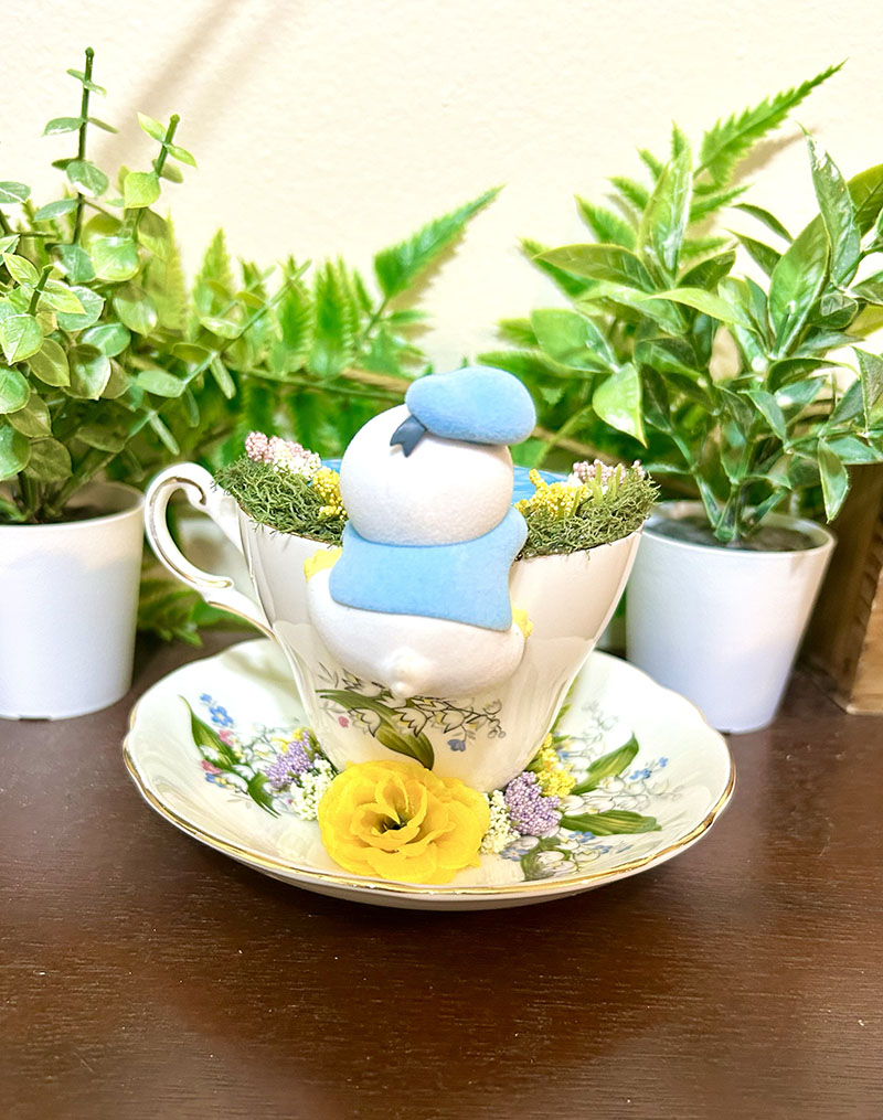Donald Duck Tea Cup Terrarium - Image 3