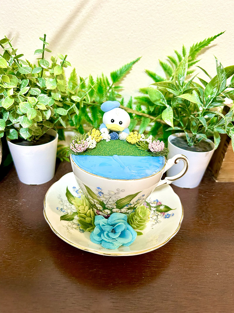 Donald Duck Tea Cup Terrarium