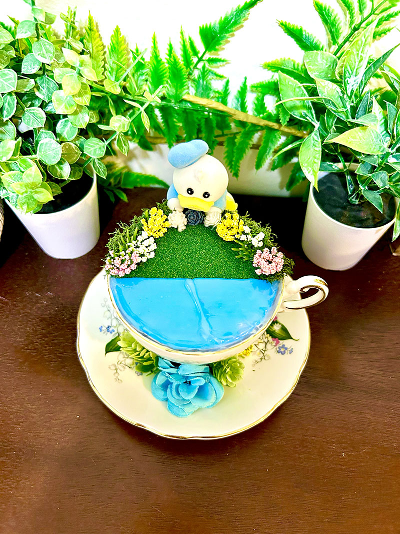Donald Duck Tea Cup Terrarium - Image 2