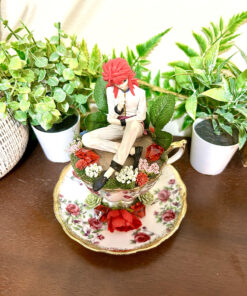 Alternative view of Kurama From Yu Yu Hakusho Tea Cup Terrarium