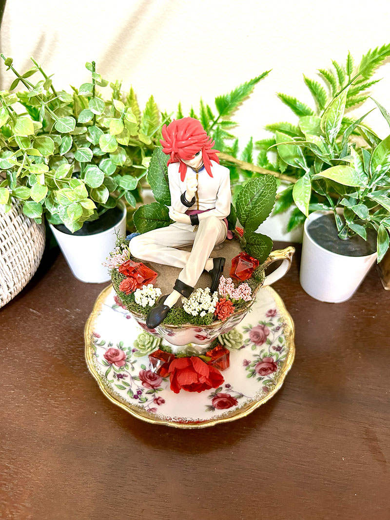 Kurama From Yu Yu Hakusho Tea Cup Terrarium - Image 2